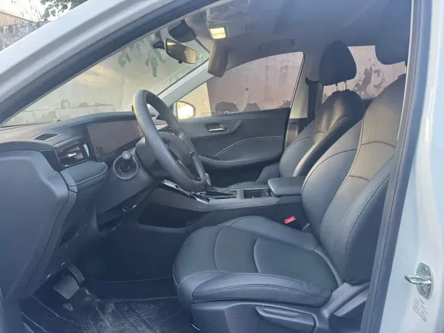 Roewe i5 — Фото автомобиля 5