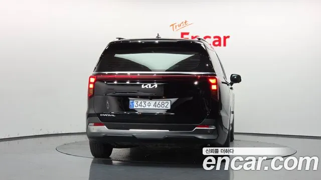 Kia Carnival 4th Gen — Фото автомобиля 4