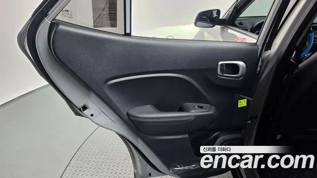 Hyundai Venue Venue 1.6 Premium — Фото автомобиля 7