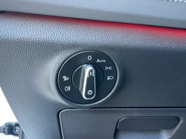 Volkswagen Sagitar — Фото автомобиля 10