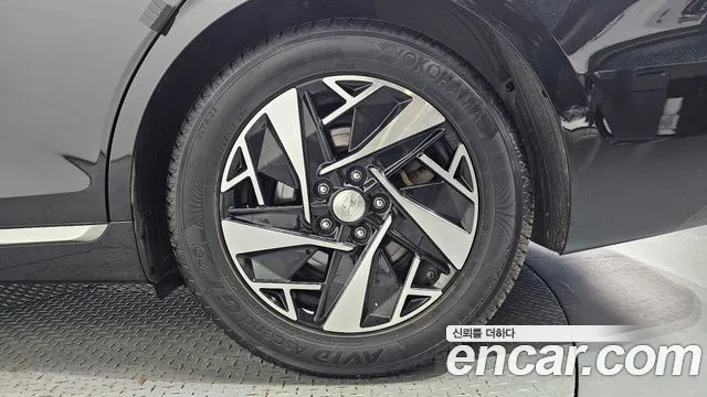 Hyundai Grandeur — Фото автомобиля 19