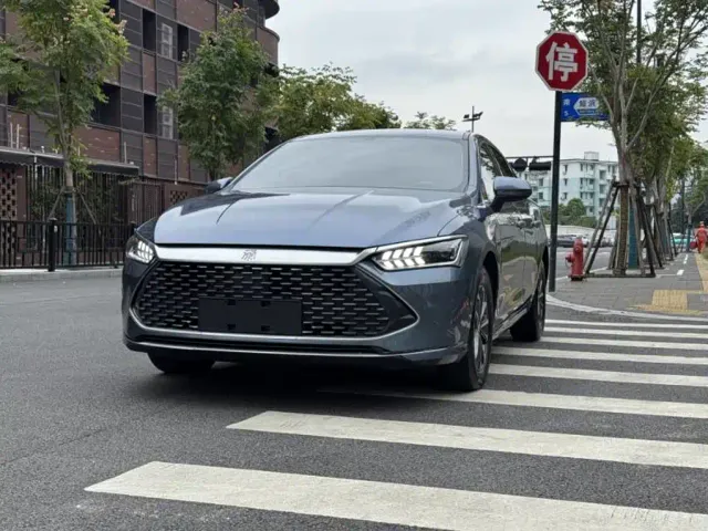 Фотография автомобиля — BYD Qin PLUS