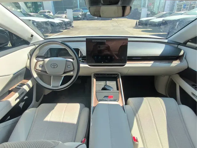 Toyota BoZhi 7 — Фото автомобиля 10