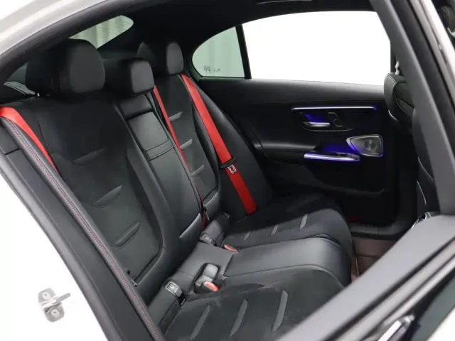 Mercedes-Benz C-Class AMG — Фото автомобиля 23