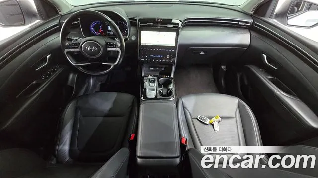Hyundai Tucson Tucson (NX4) Бензин 1.6 турбо 2WD — Фото автомобиля 7