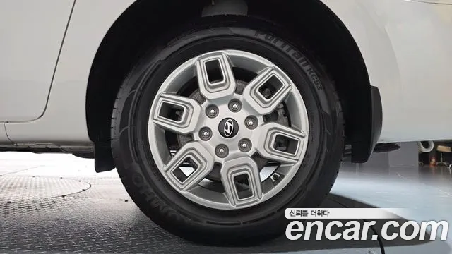 Hyundai Staria Staria Карго 3 места — Фото автомобиля 21