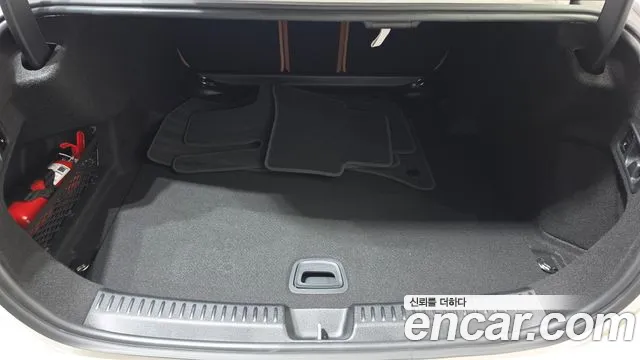 Mercedes-Benz E-Class W214 — Фото автомобиля 26