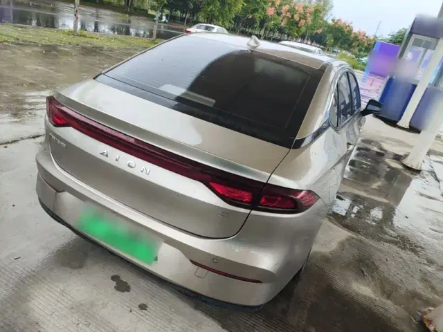 GAC Aion S — Фото автомобиля 6