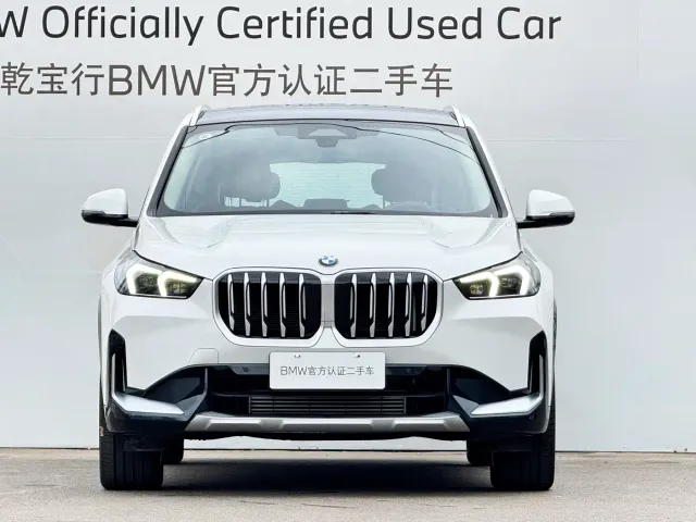 BMW X1 — Фото автомобиля 2