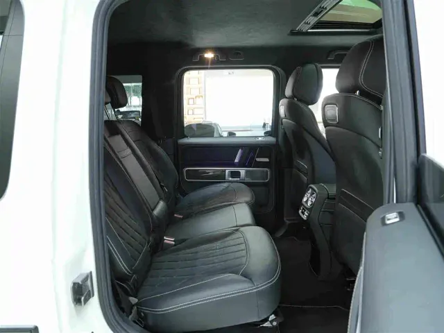 Mercedes-Benz G-Class — Фото автомобиля 13
