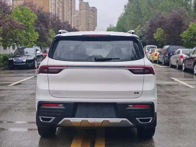 Geely Haoyue — Фото автомобиля 9