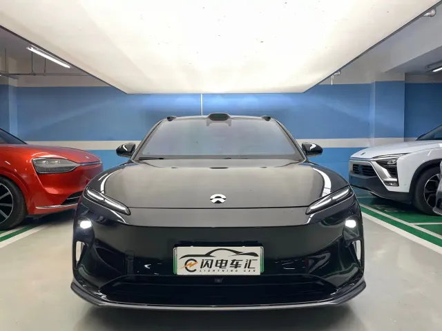 Nio ET5 Touring — Фото автомобиля 2