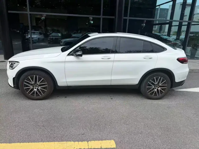 Mercedes-Benz GLC Coupe — Фото автомобиля 3