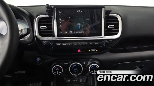 Hyundai Venue — Фото автомобиля 18