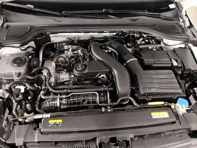 Volkswagen Golf — Фото автомобиля 19