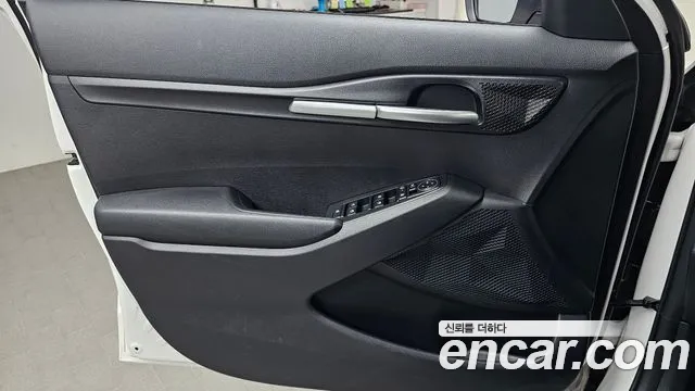 Kia Seltos Новый Seltos Бензин 2.0 2WD — Фото автомобиля 24