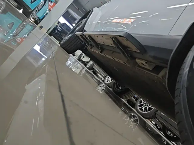 iCAR V23 — Фото автомобиля 20