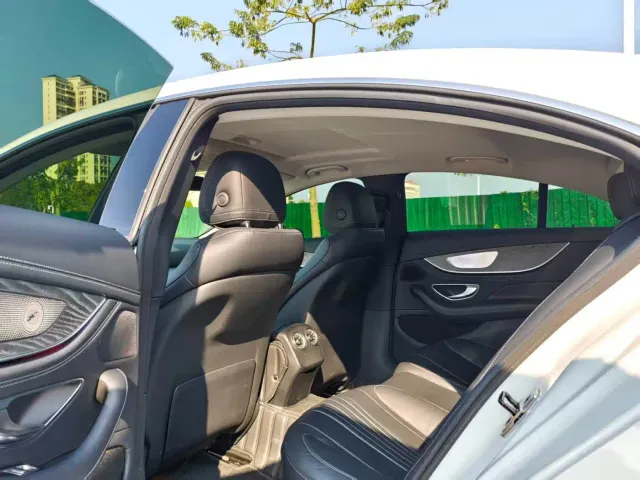 Mercedes-Benz CLS-Class — Фото автомобиля 9