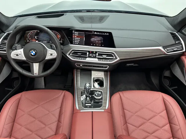 BMW X5 — Фото автомобиля 16