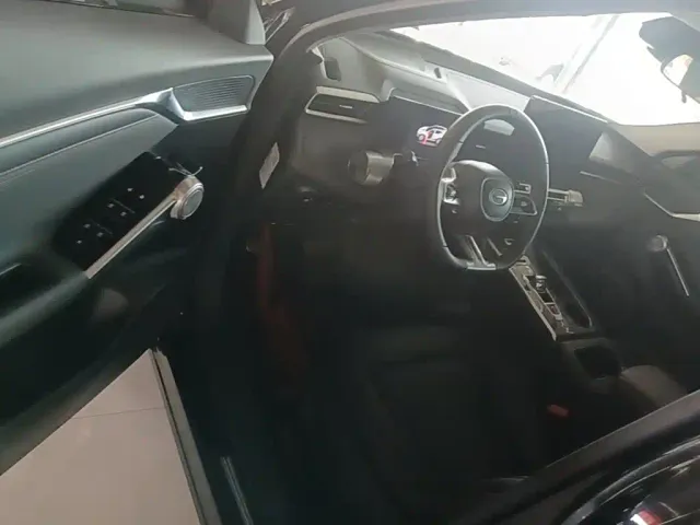 GAC Trumpchi Emkoo — Фото автомобиля 15
