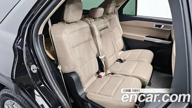 Ford Explorer Explorer 6 поколение — Фото автомобиля 12
