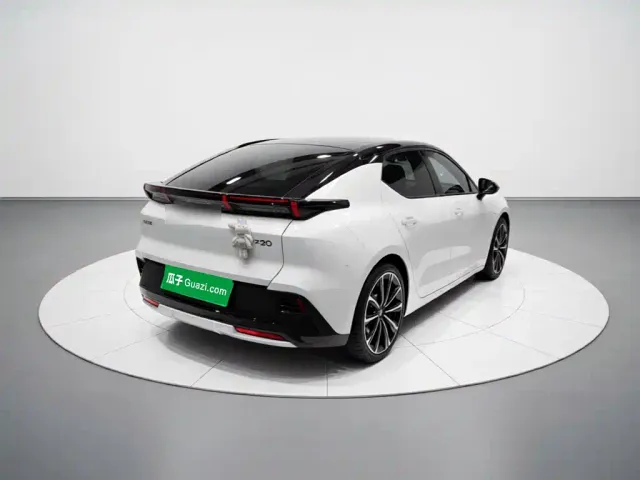Lynk & Co Lynk & Co Z20 2025 530km RWD Max — Фото автомобиля 3
