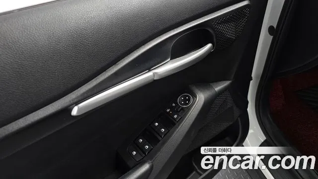 Kia Seltos Бензин 1.6 турбо 2WD — Фото автомобиля 18