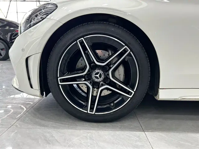 Mercedes-Benz C-Class — Фото автомобиля 16