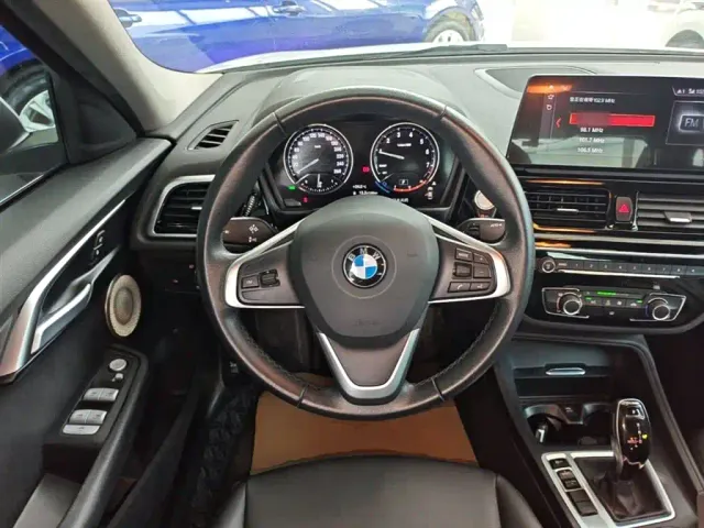 BMW 1 Series — Фото автомобиля 10