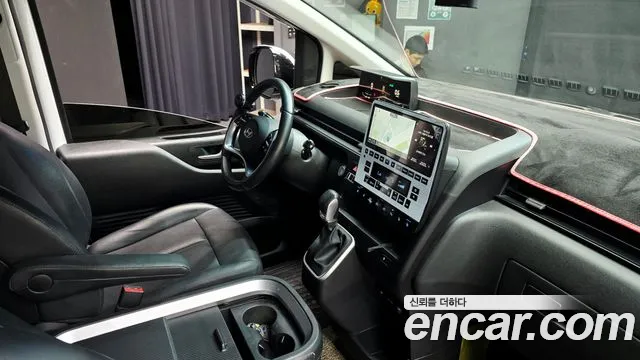 Hyundai Staria — Фото автомобиля 19