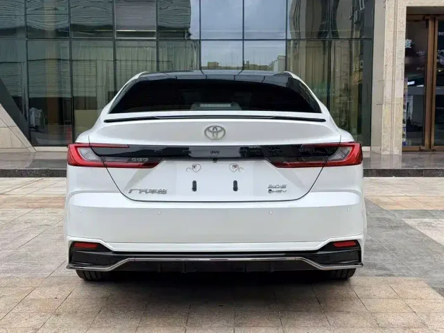 Toyota Camry — Фото автомобиля 17