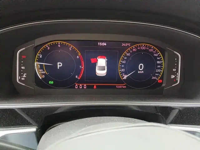 Volkswagen Passat — Фото автомобиля 4