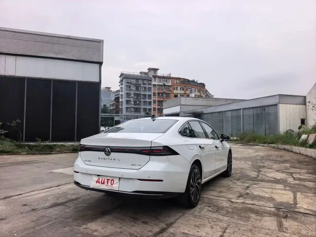 Volkswagen Sagitar — Фото автомобиля 7