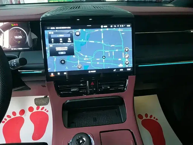 GAC Trumpchi M8 — Фото автомобиля 12