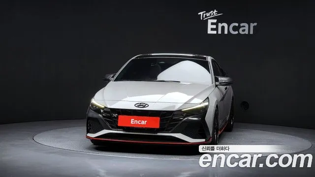 Hyundai AVANTE — Фото автомобиля 3