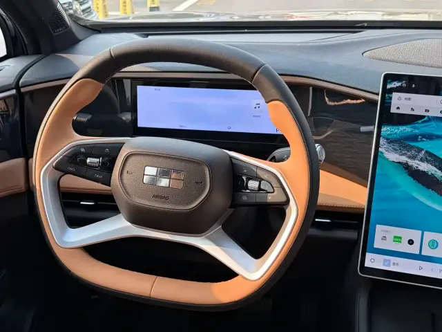 Geely Galaxy L7 — Фото автомобиля 11