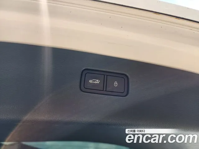 Genesis GV80 2.5T Бензин 2WD — Фото автомобиля 19