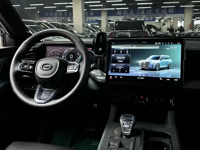 GAC Trumpchi GS8 — Фото автомобиля 25