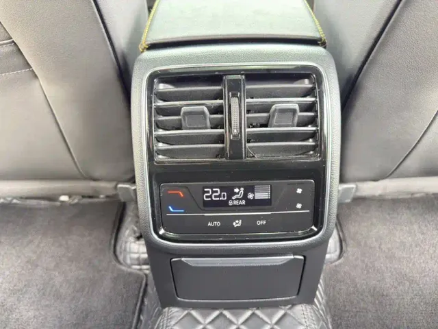 Volkswagen CC — Фото автомобиля 16