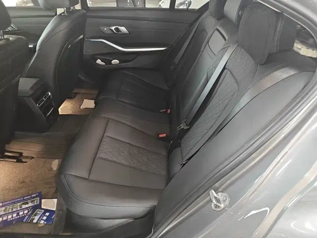 BMW i3 — Фото автомобиля 16