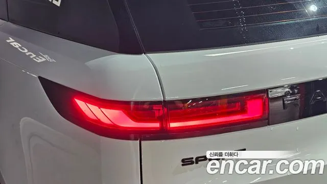 Land Rover Range Rover Sport — Фото автомобиля 23