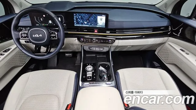 Kia Canival — Фото автомобиля 6