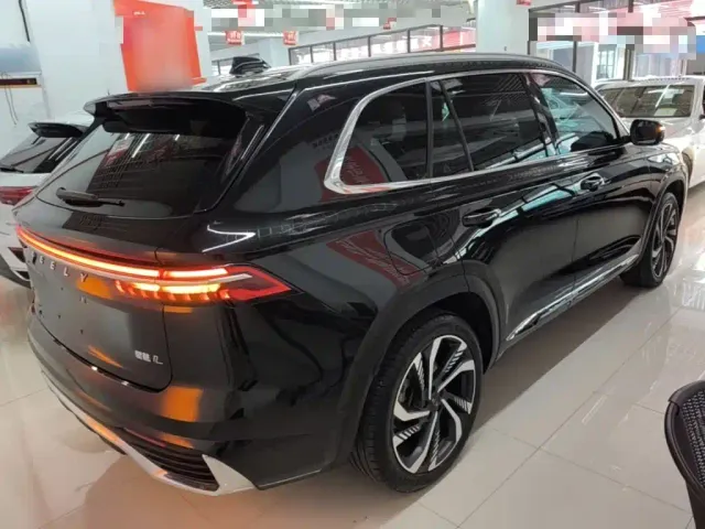 Geely Xingyue L — Фото автомобиля 6