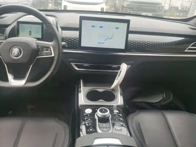 BYD Qin PLUS — Фото автомобиля 12