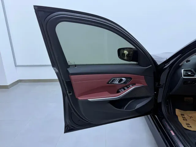 BMW i3 — Фото автомобиля 9