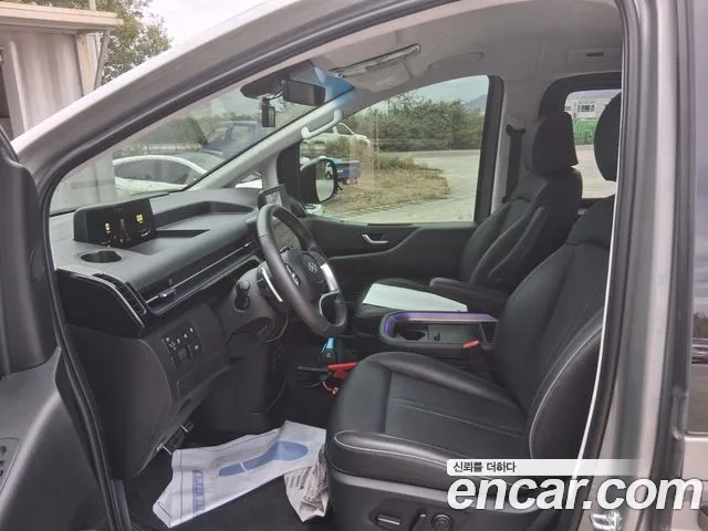 Hyundai Staria — Фото автомобиля 12