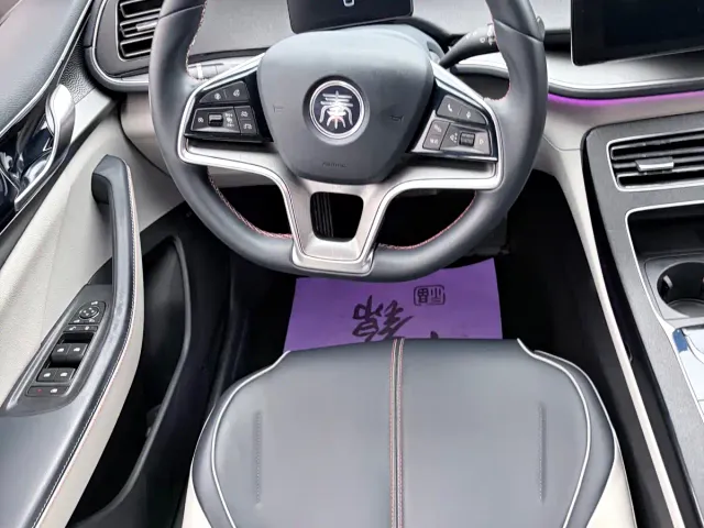 BYD Qin PLUS — Фото автомобиля 8