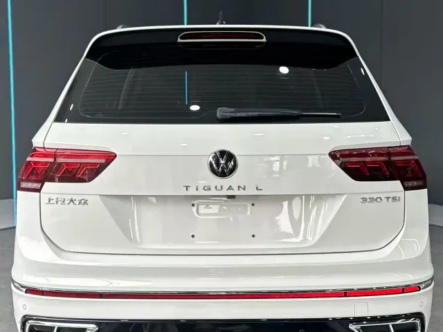 Volkswagen Tiguan L — Фото автомобиля 7