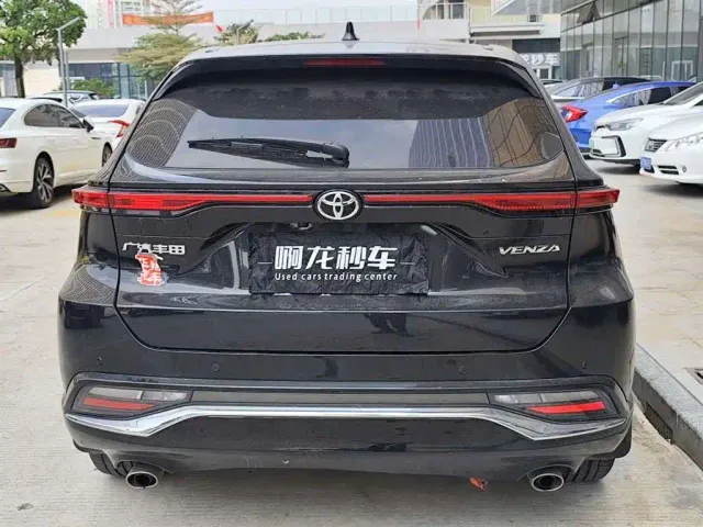 Toyota Venza — Фото автомобиля 8
