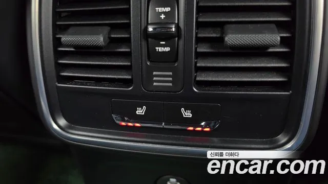 Porsche Macan — Фото автомобиля 18